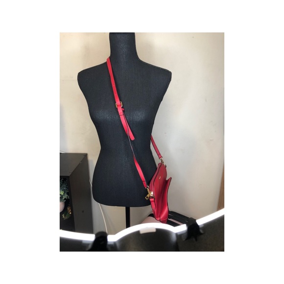 Red bag - Picture 5 of 6